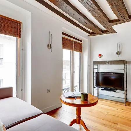 Apartment Bnbnova - Charming Near Notre-dame & Marais Paris